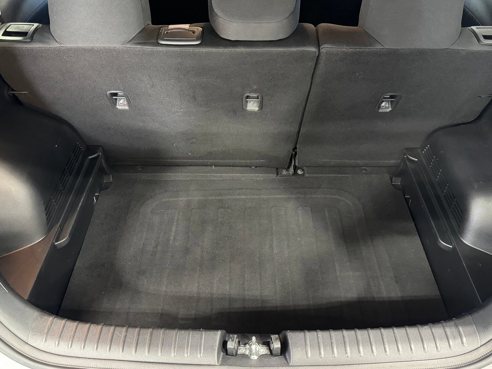 Used 2024 Kia Soul LX w/ Option Group 015 FWD image 42