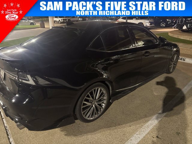 Used 2015 Lexus IS 250 w/ Navigation System Package RWD image 4