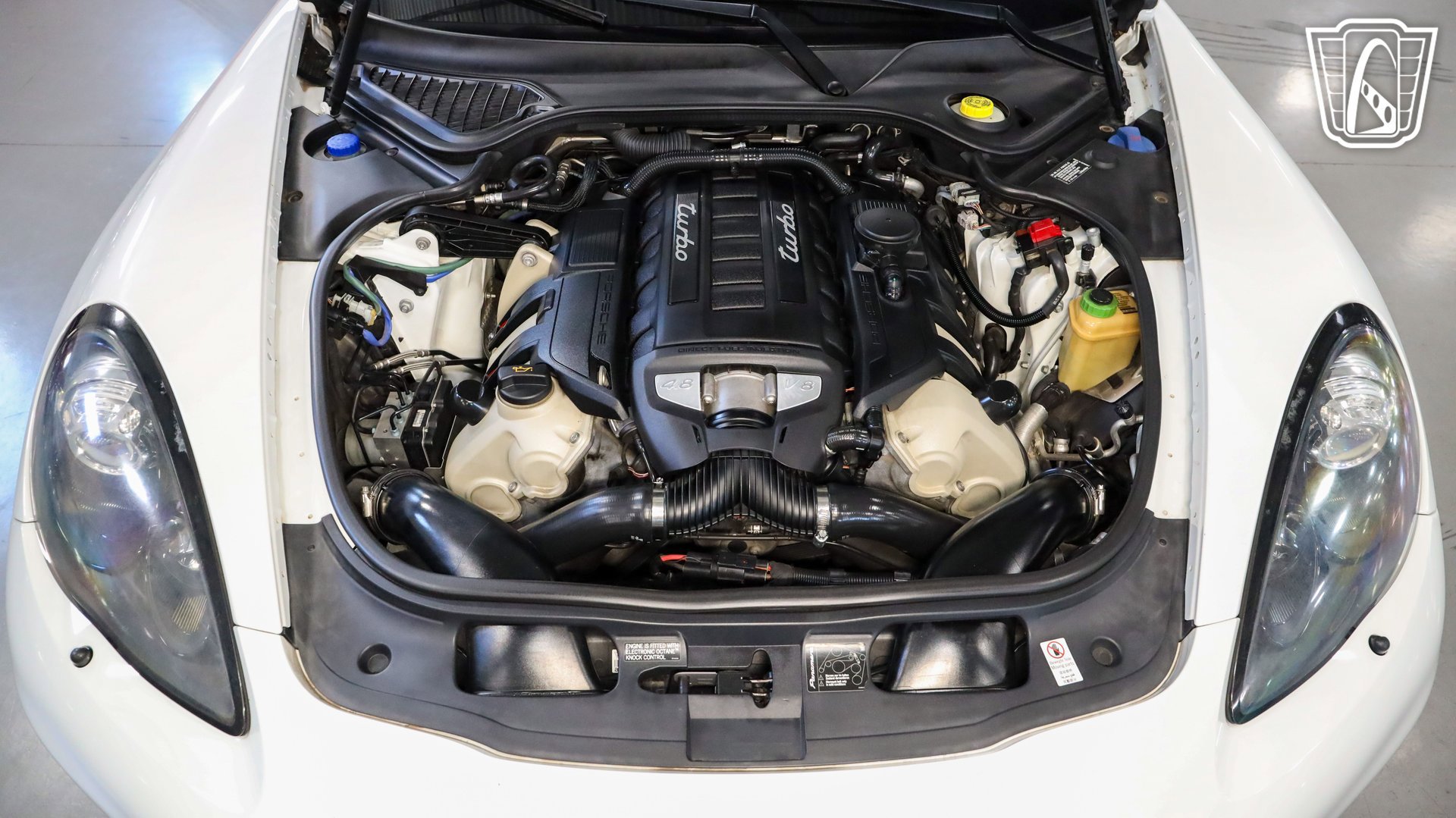 Used 2013 Porsche Panamera AWD/4WD image 2