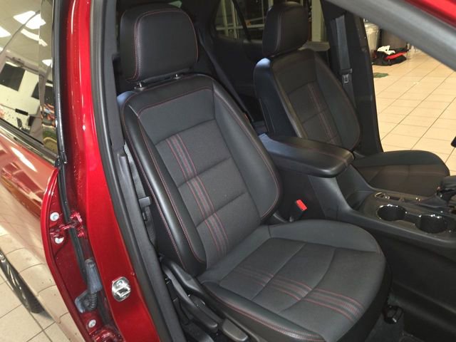 Used 2024 Chevrolet Equinox RS image 24