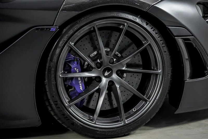 Used 2019 McLaren 720S RWD image 19