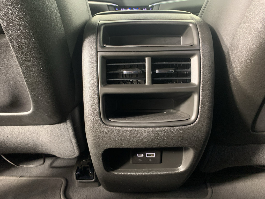 Used 2021 Cadillac XT5 Luxury FWD image 32