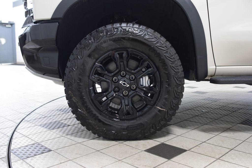 New 2026 Chevrolet Silverado 1500 ZR2 AWD/4WD image 31