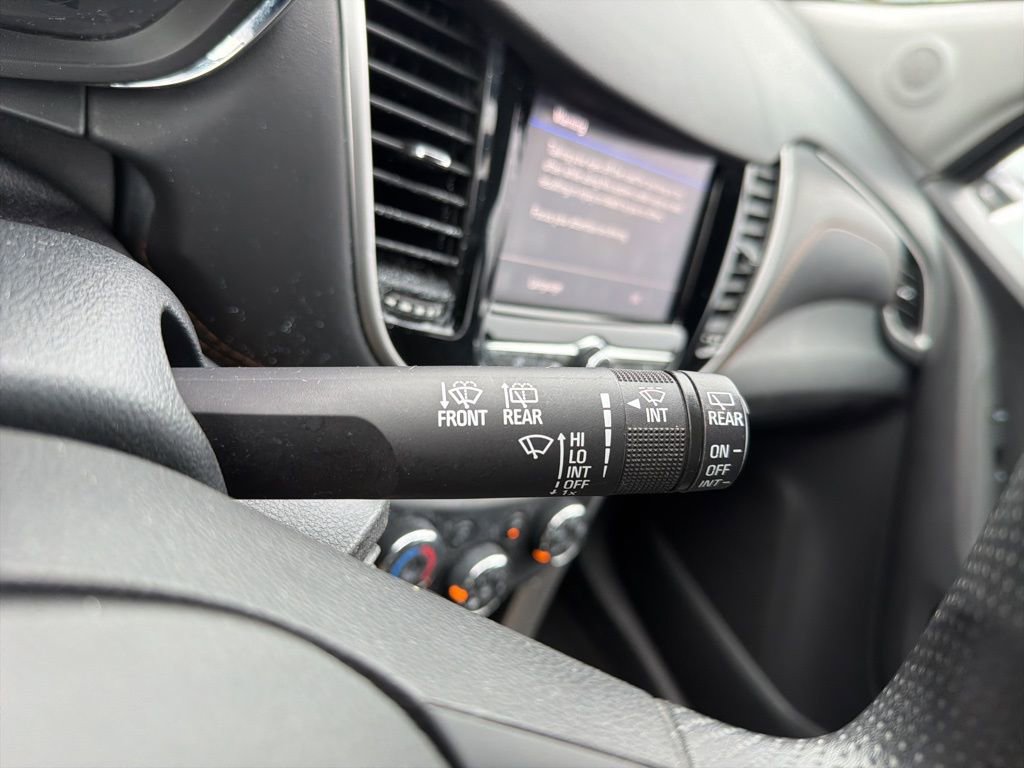 Used 2021 Chevrolet Trax LS image 11