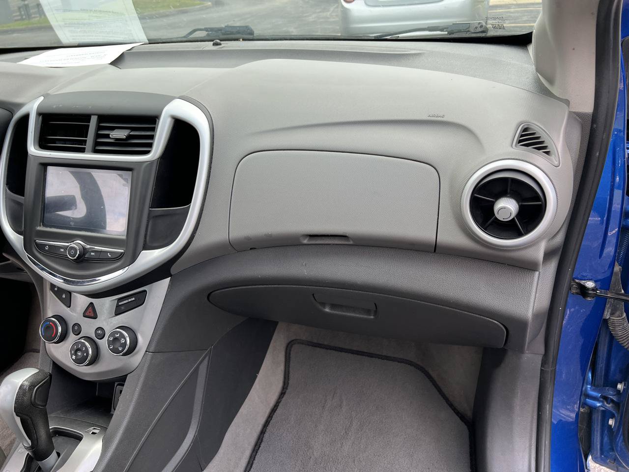 Used 2017 Chevrolet Sonic LT FWD image 30