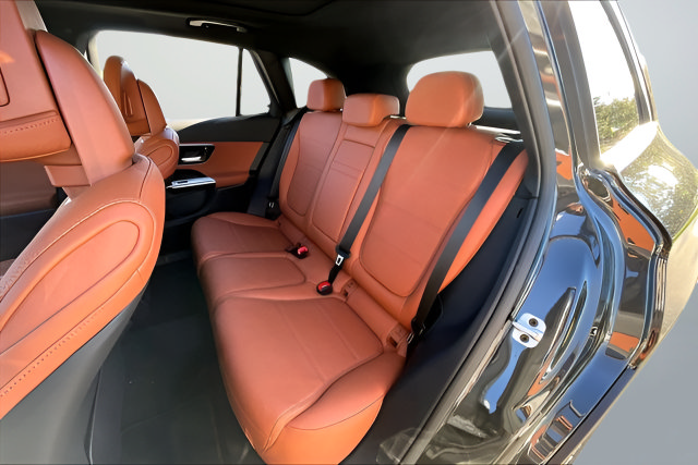 Certified 2026 Mercedes-Benz GLC 300 4MATIC image 19