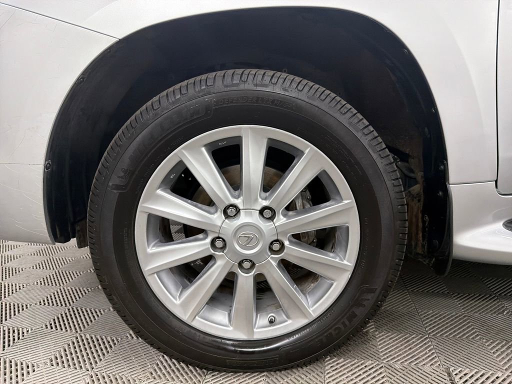 Used 2010 Lexus LX 570 4WD image 14