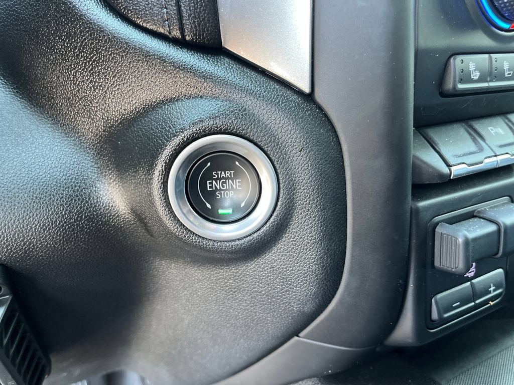 Used 2021 Chevrolet Silverado 1500 LTZ AWD/4WD image 19