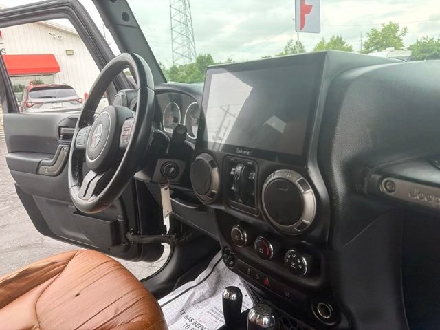 Used 2015 Jeep Wrangler Unlimited Sport w/ Quick Order Package 24S AWD/4WD image 22