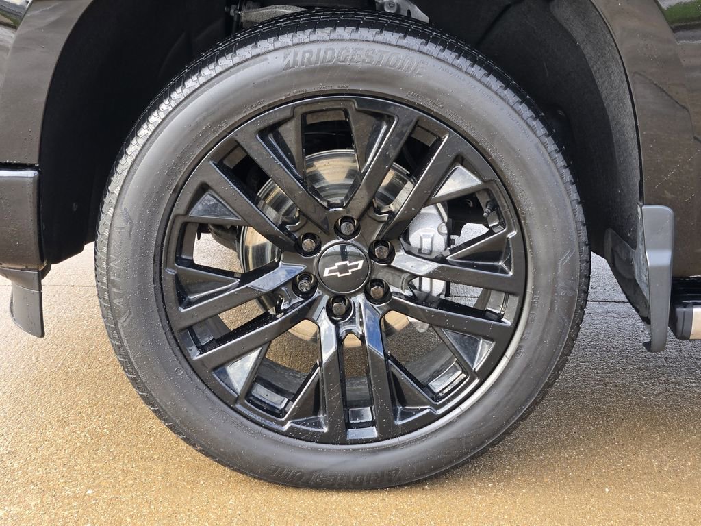 Used 2023 Chevrolet Silverado 1500 High Country w/ Technology Package image 10