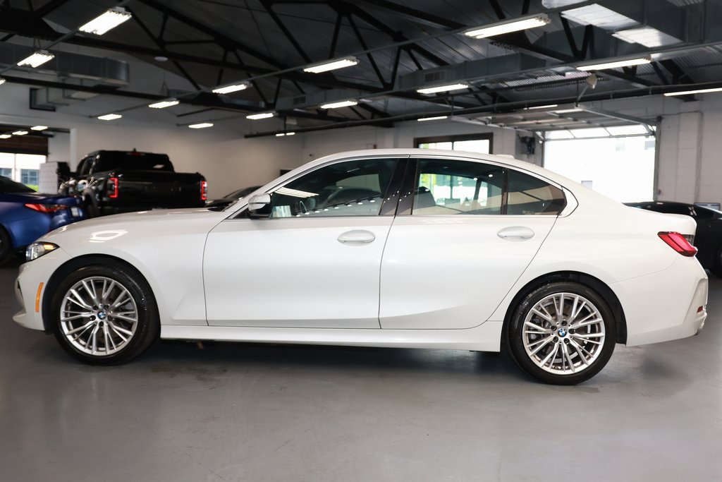 Used 2024 BMW 330i xDrive Sedan w/ Convenience Package image 4