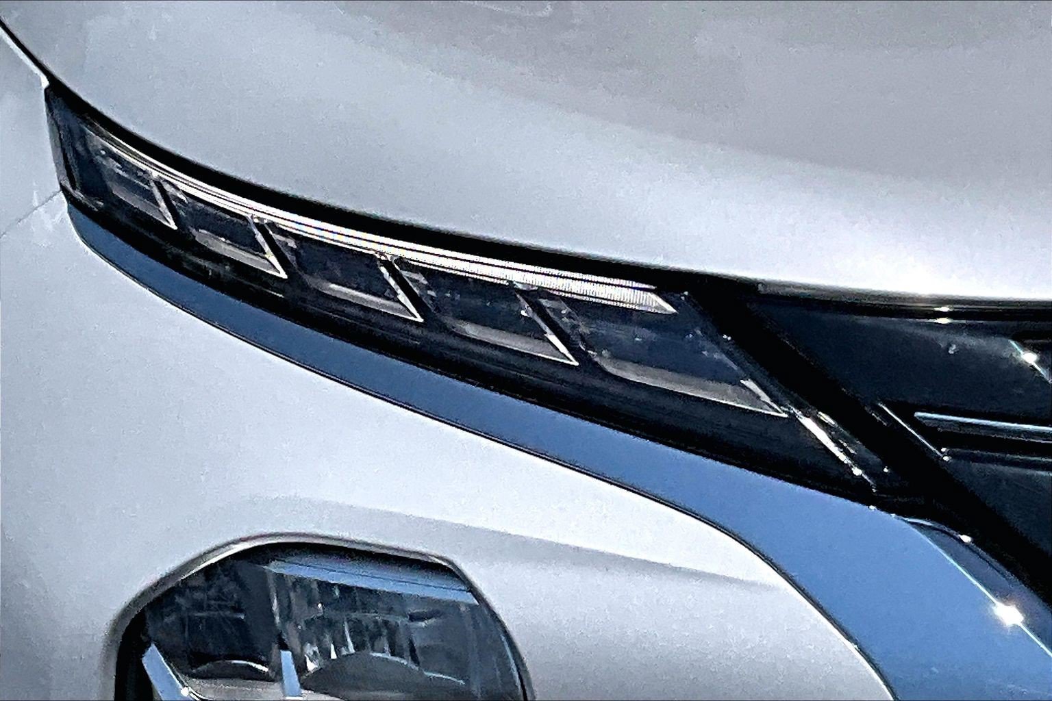 Used 2022 Mitsubishi Outlander ES AWD/4WD image 30