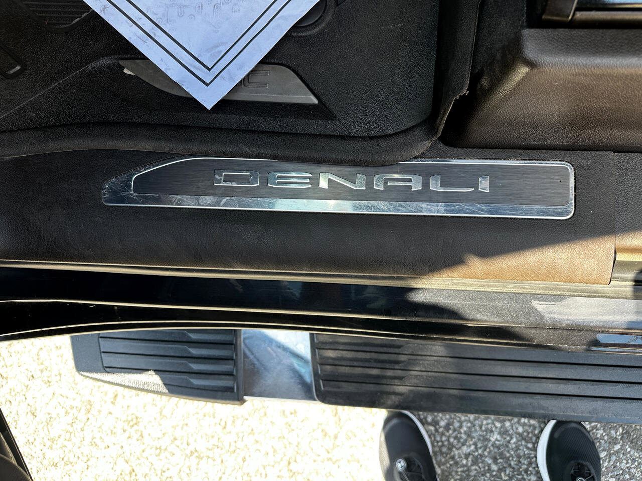 Used 2020 GMC Sierra 2500 Denali w/ Denali Ultimate Package image 10