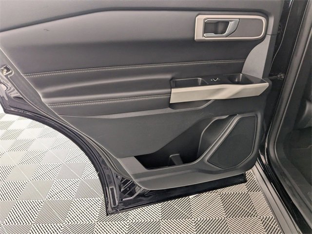 Used 2021 Ford Explorer XLT w/ Equipment Group 202A image 29