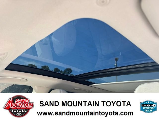 Used 2025 Mercedes-Benz GLE 350 4MATIC image 16