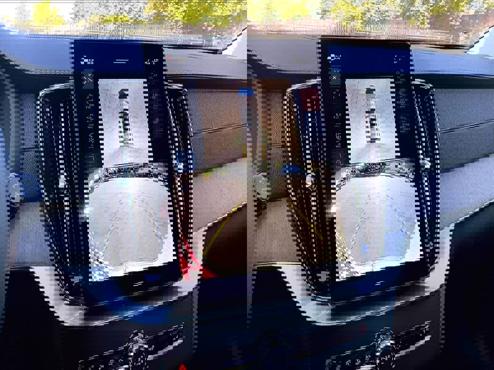 New 2026 Volvo XC90 B6 Ultra w/ Protection Package AWD/4WD image 20