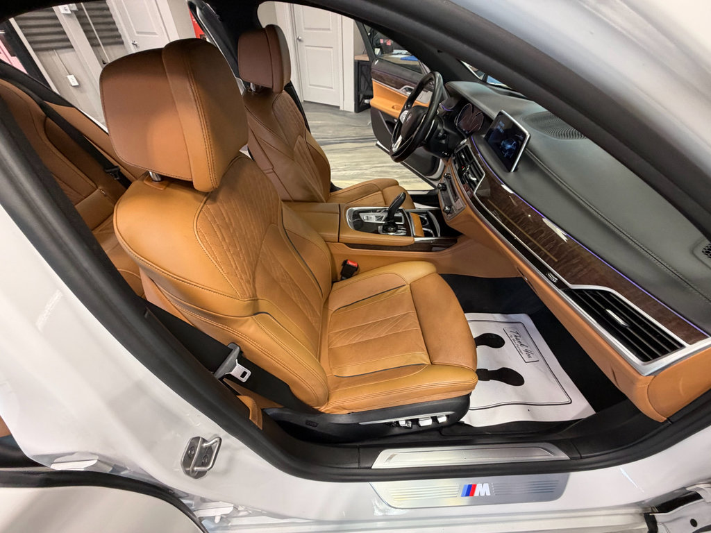 Used 2017 BMW 750i xDrive AWD/4WD image 42