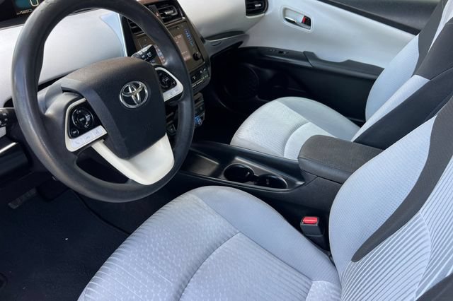 Used 2017 Toyota Prius Four FWD image 10