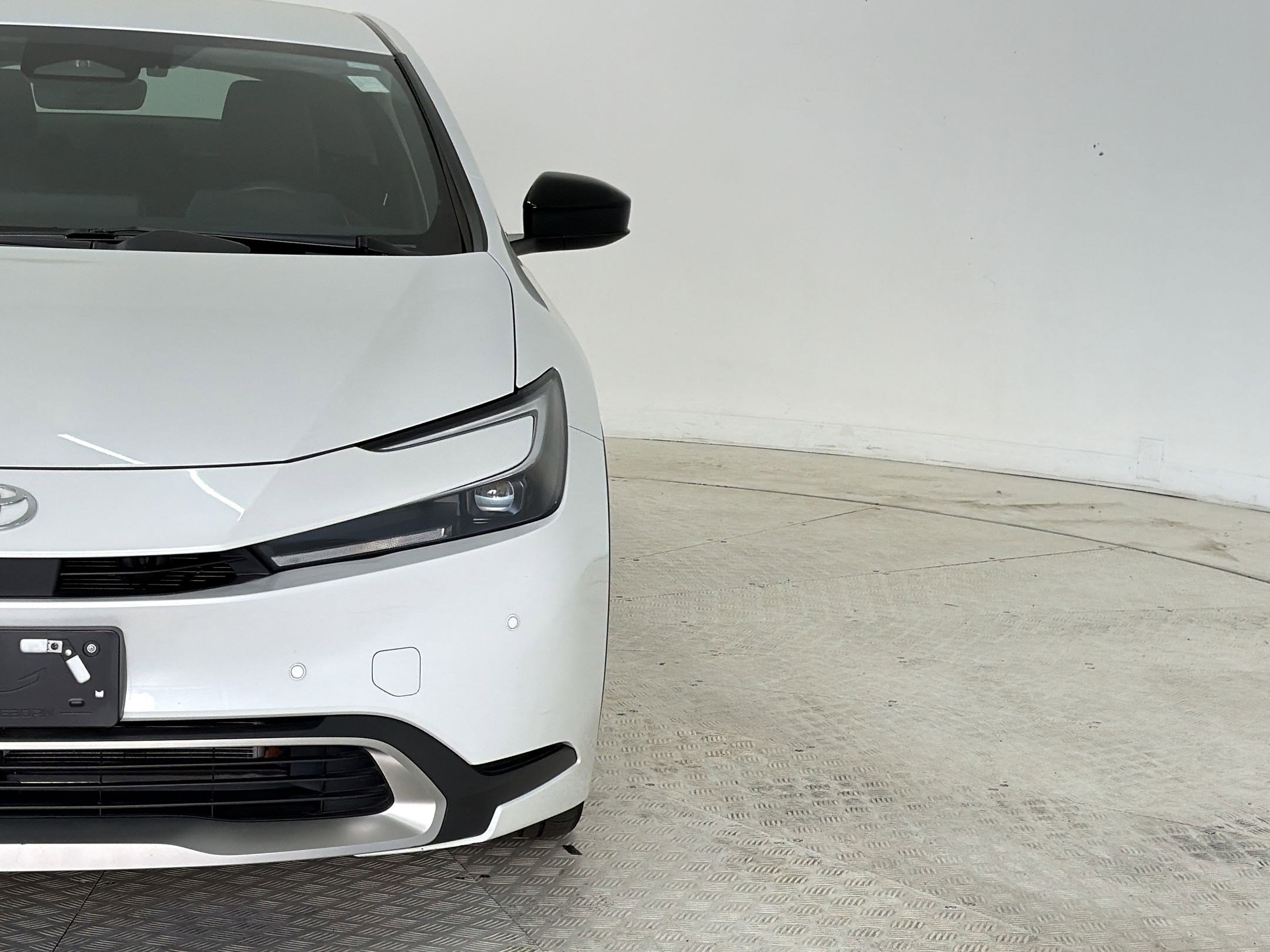 Used 2024 Toyota Prius Prime SE FWD image 11