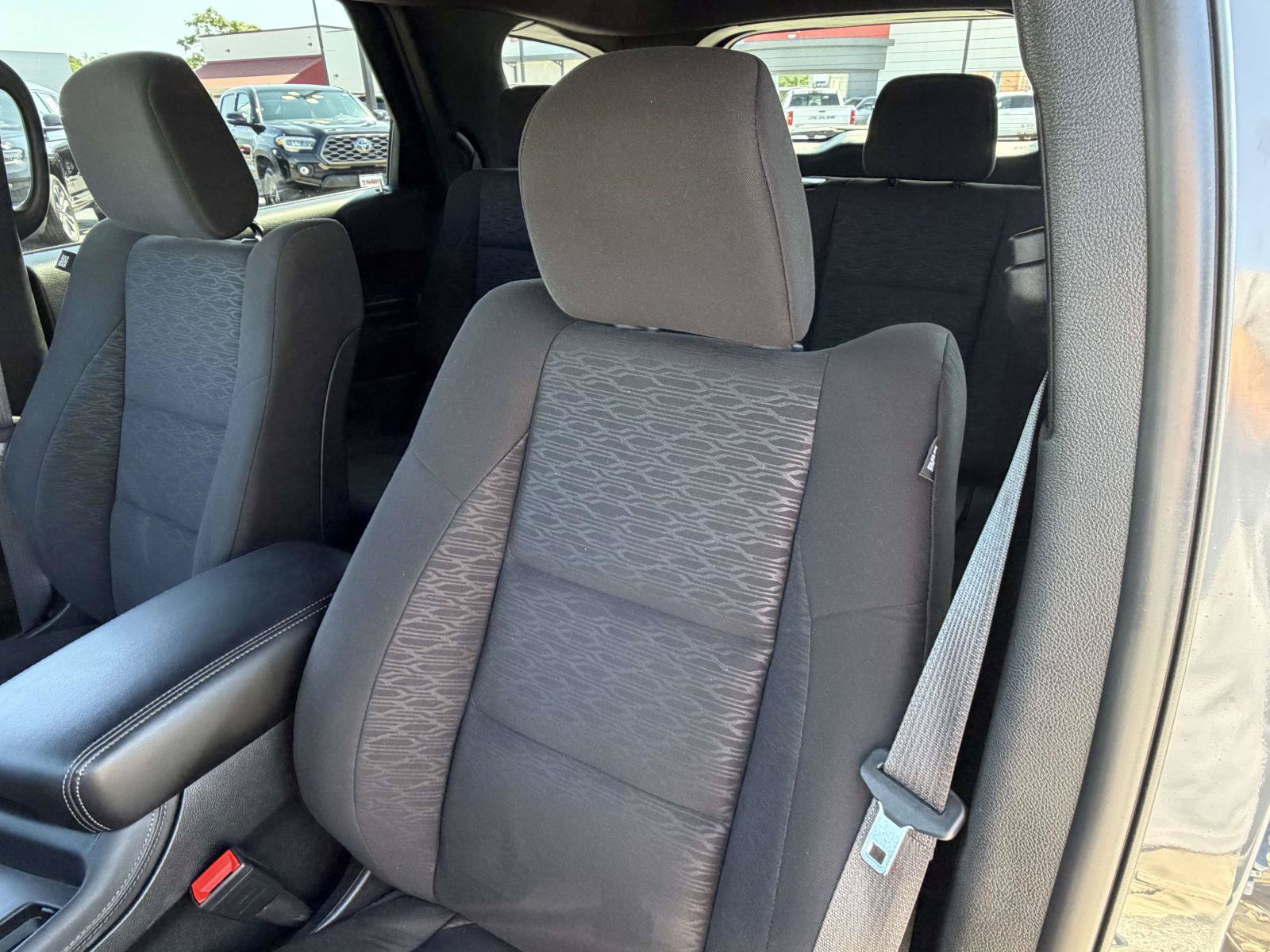 Used 2024 Dodge Durango SXT w/ SXT Blacktop Group AWD/4WD image 27