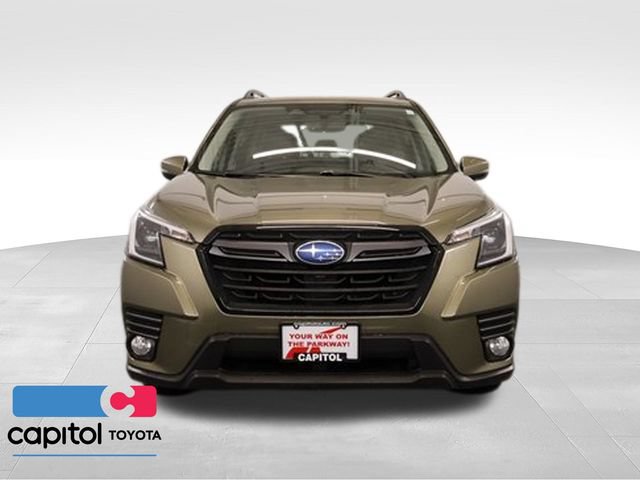 Used 2023 Subaru Forester Limited AWD/4WD image 6