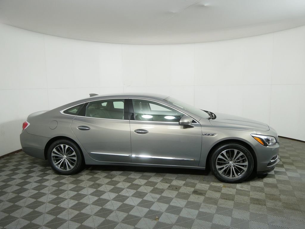 Used 2017 Buick LaCrosse Preferred image 2