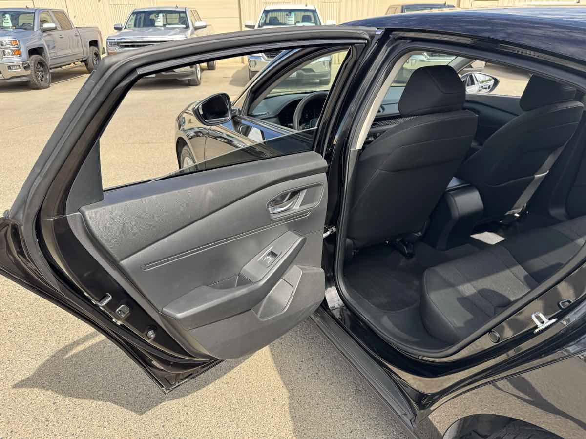 Used 2023 Honda Accord LX image 18