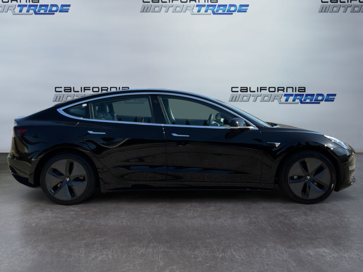 Used 2018 Tesla Model 3 Long Range RWD image 4