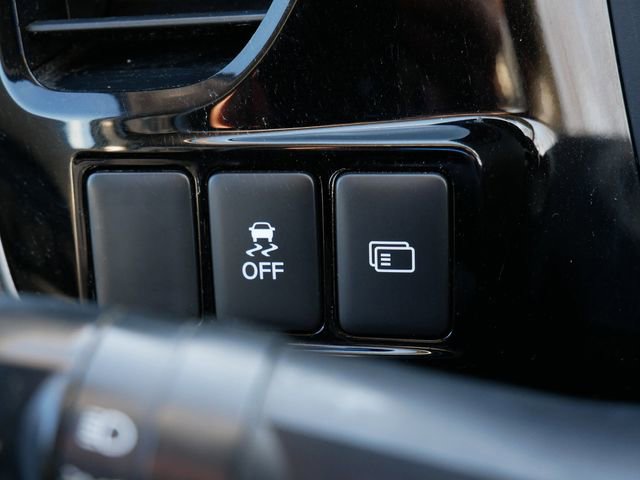 Used 2019 Mitsubishi Outlander ES image 16