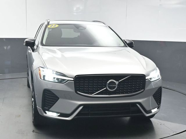 Used 2023 Volvo XC60 B5 Plus w/ Climate Package image 3