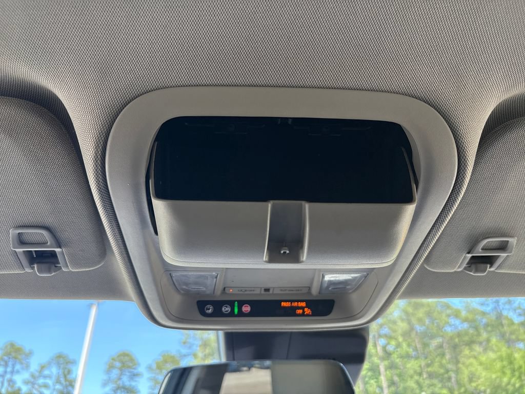 Used 2020 Cadillac XT4 Premium Luxury w/ Cold Weather Package FWD image 37