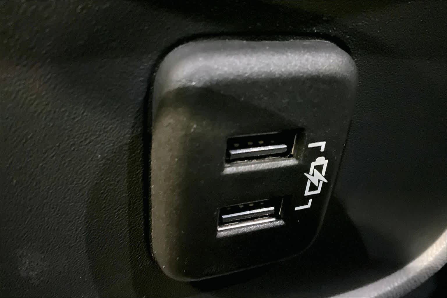 Used 2020 GMC Terrain SLE FWD image 35