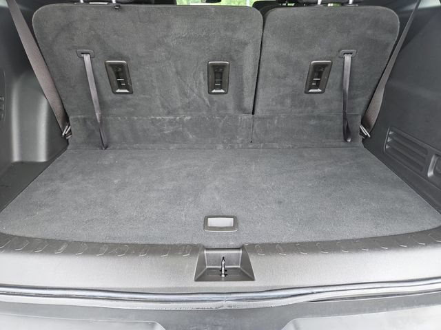 Used 2023 Chevrolet Traverse LT FWD image 23