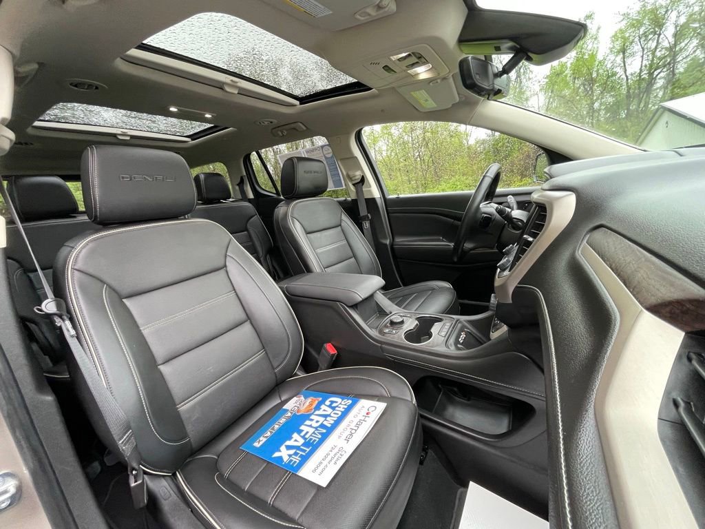 Certified 2023 GMC Acadia Denali w/ Denali Ultimate Package AWD/4WD image 13