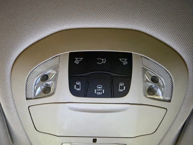 Used 2024 Chrysler Pacifica Touring-L w/ Road Tripper Package image 47
