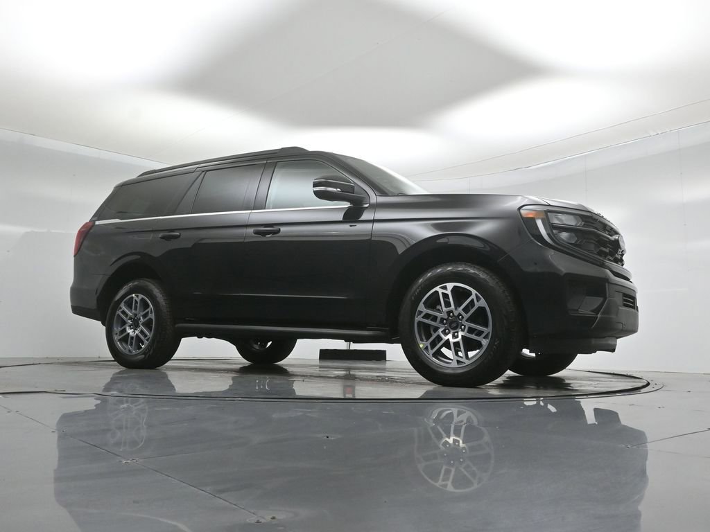 New 2026 Ford Expedition Active AWD/4WD image 3