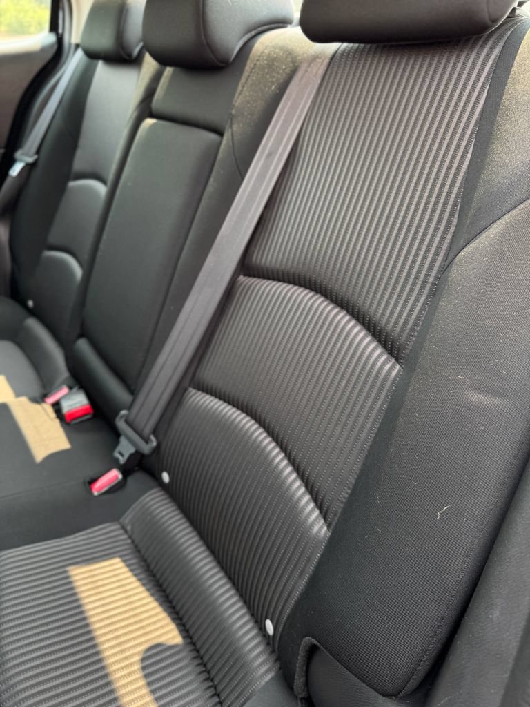 Used 2016 MAZDA MAZDA3 i Touring FWD image 31