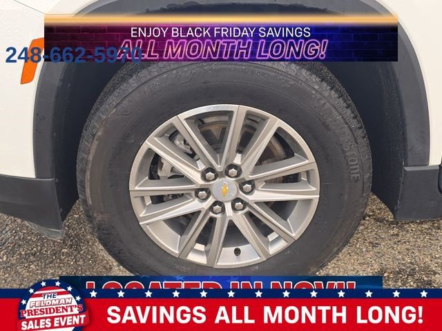 Used 2023 Chevrolet Traverse LT image 9