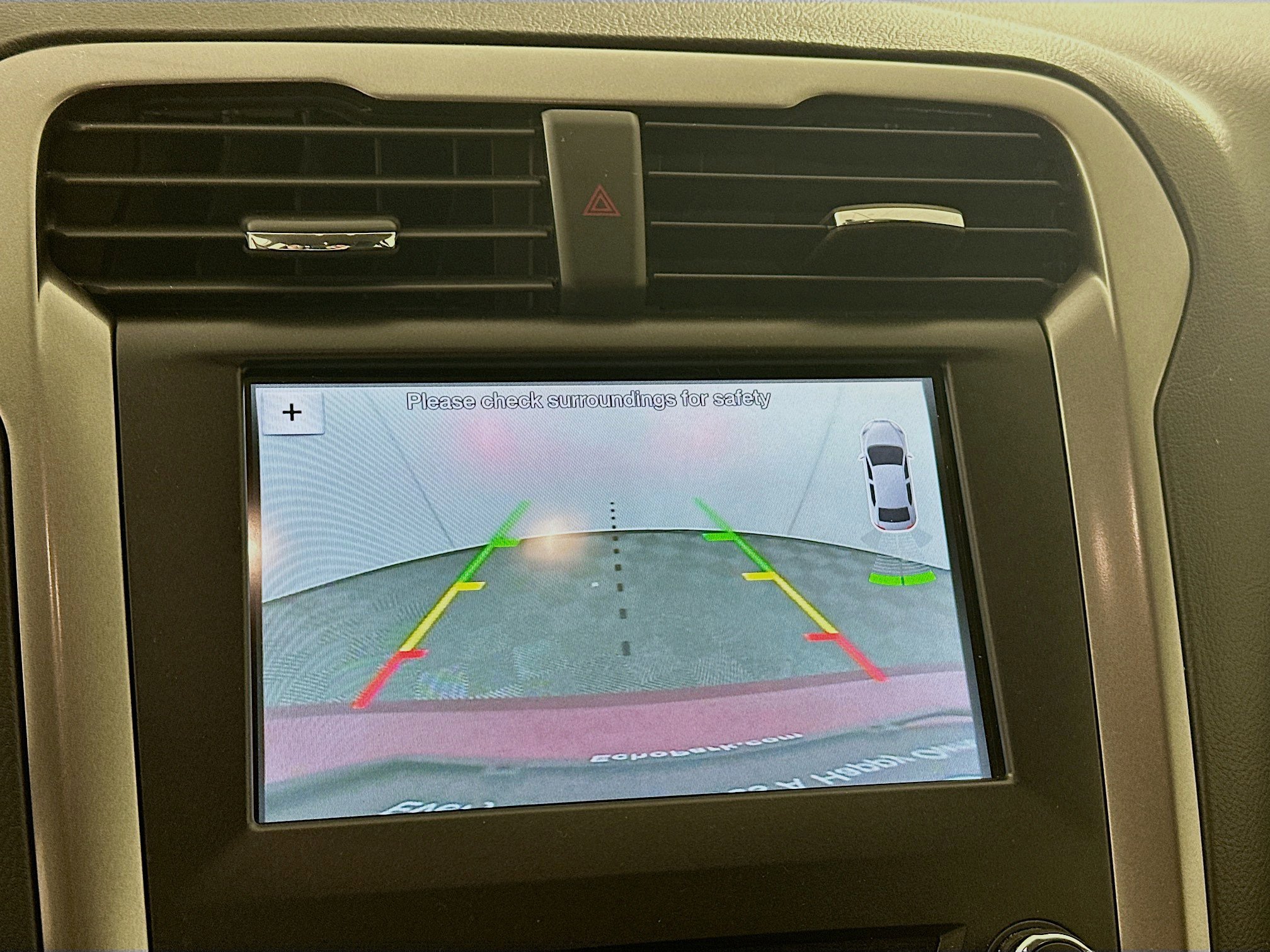 Used 2017 Ford Fusion SE w/ Fusion SE Technology Package FWD image 21