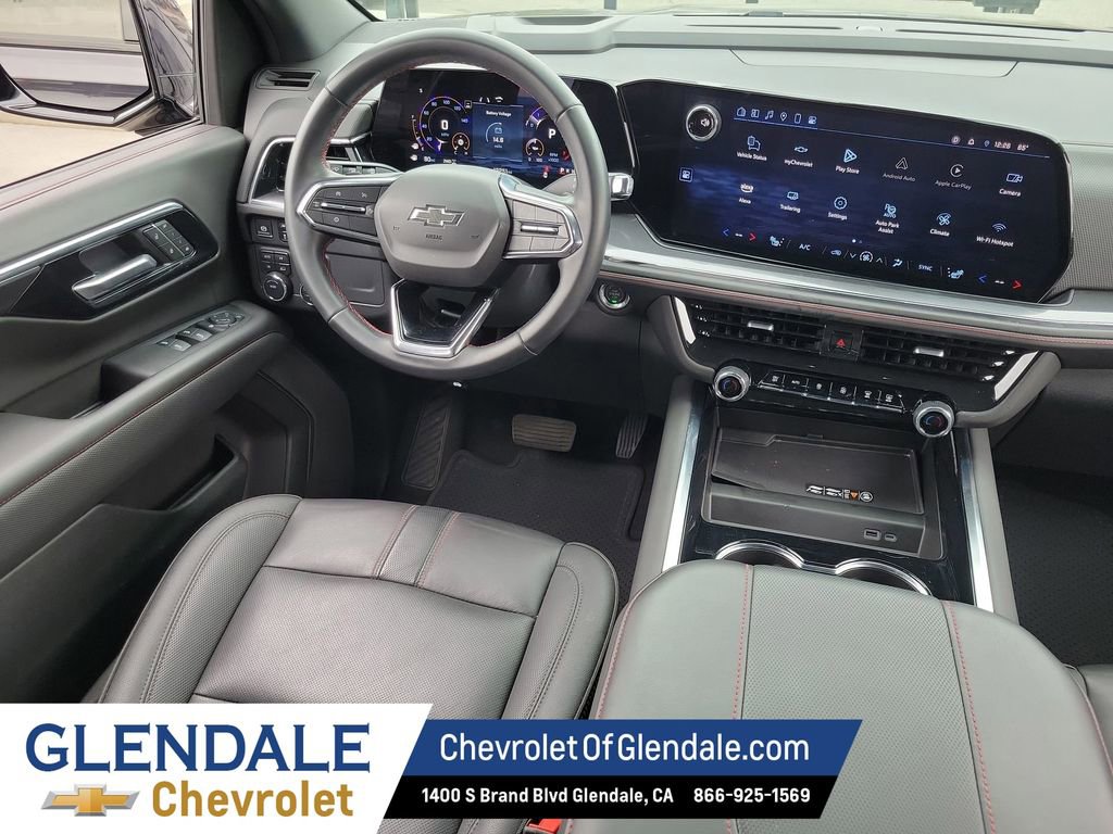 Certified 2025 Chevrolet Suburban RST image 24