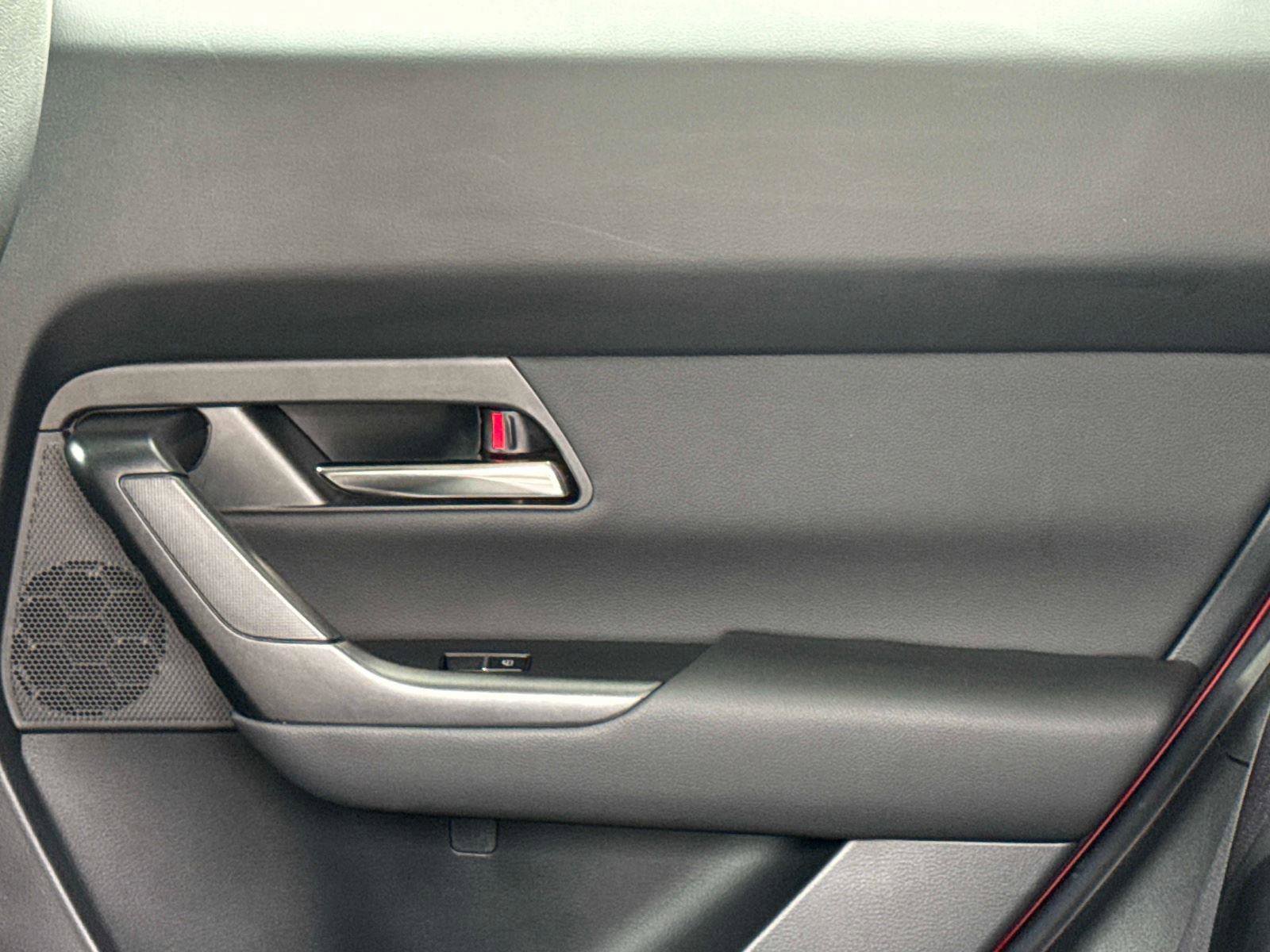 Certified 2025 MAZDA CX-50 2.5 Hybrid w/ Weather Package image 15