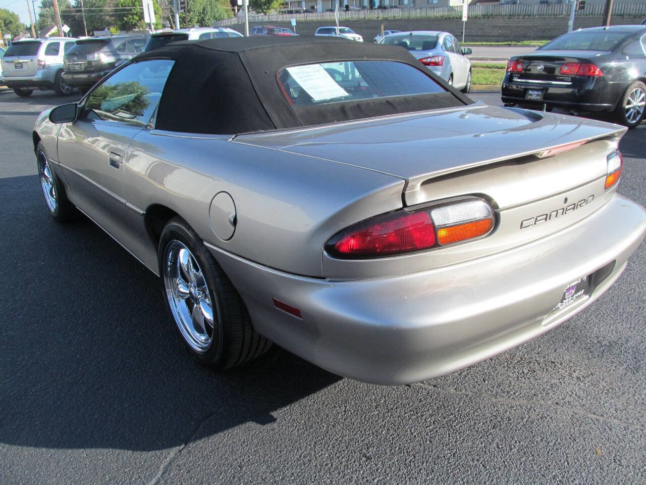 Used 2001 Chevrolet Camaro LT image 3