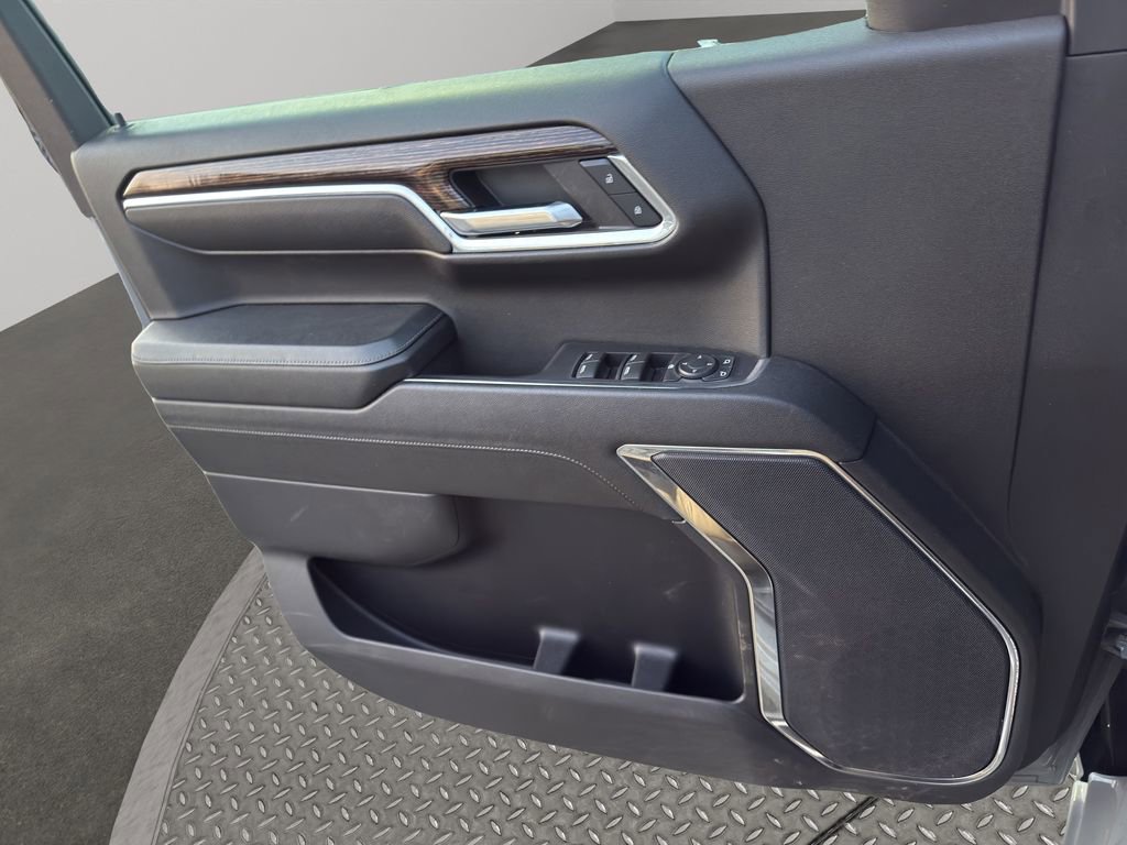 Certified 2024 GMC Sierra 1500 SLE image 14