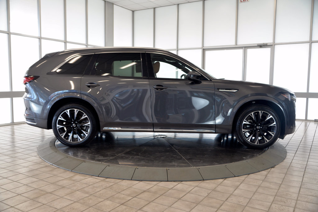 Certified 2024 MAZDA CX-90 3.3 Turbo S w/ Premium Plus AWD/4WD image 9