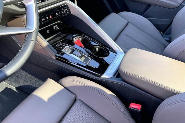 New 2026 Audi Q5 Premium Plus AWD/4WD image 14