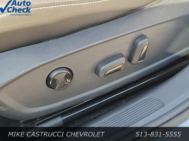 Used 2024 Volkswagen Jetta SE FWD image 23
