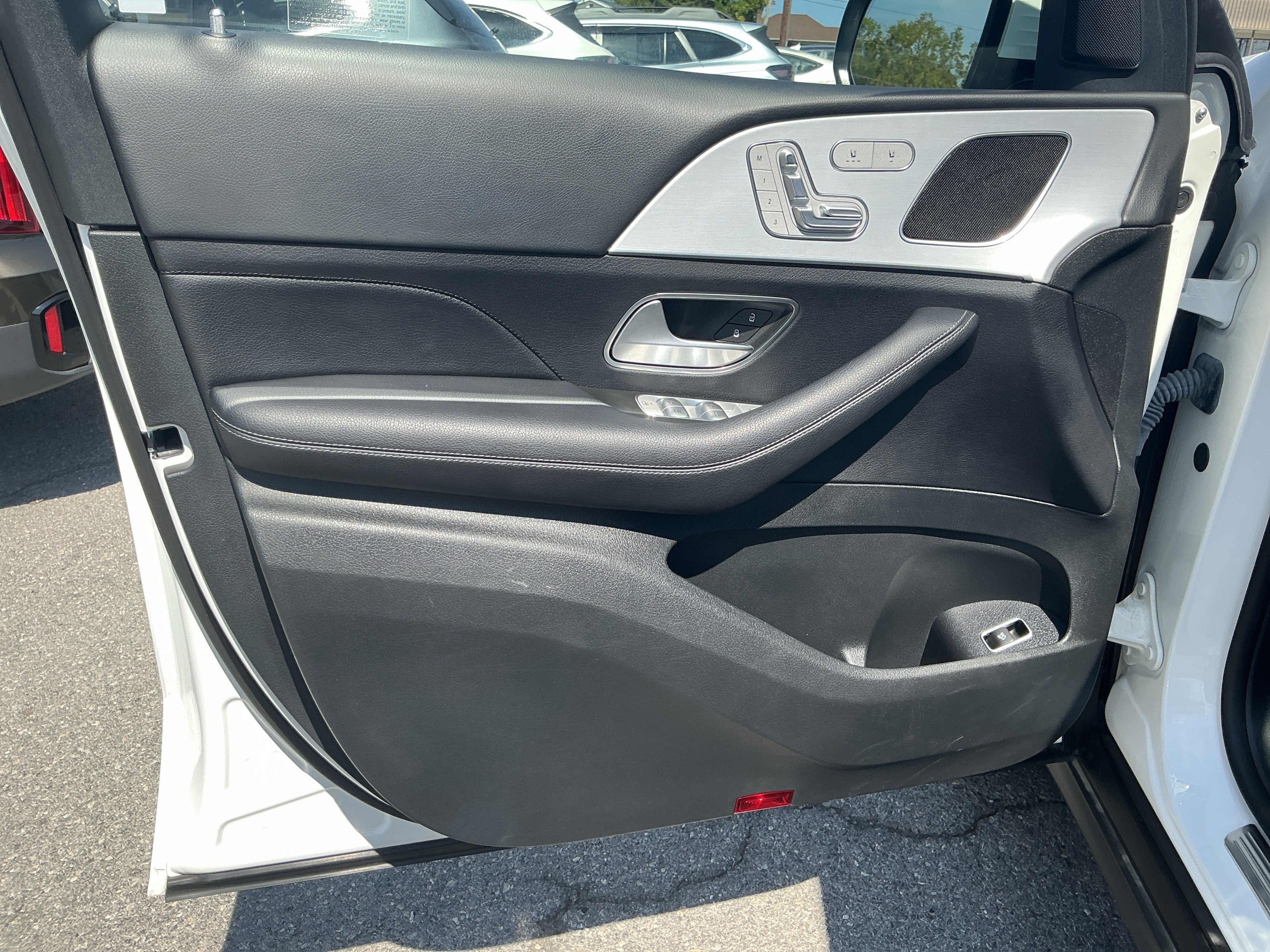 Used 2024 Mercedes-Benz GLE 350 4MATIC image 16