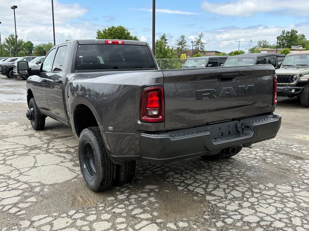 New 2026 RAM 3500 Tradesman AWD/4WD image 9