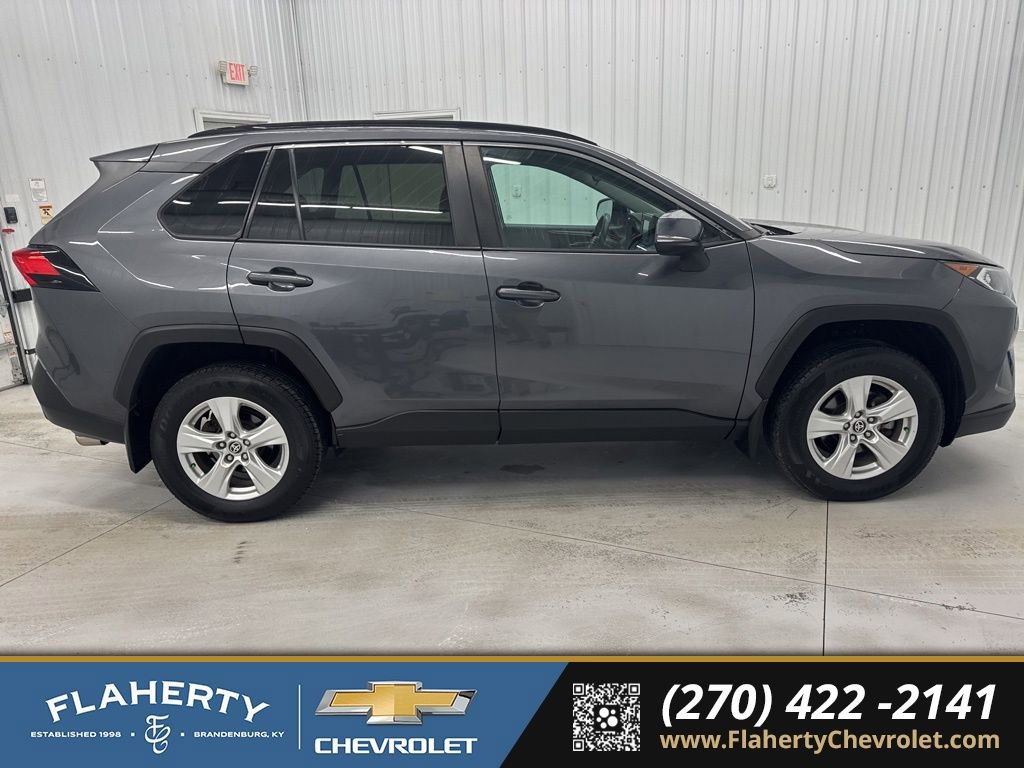 Used 2021 Toyota RAV4 XLE w/ XLE Grade Weather Package image 2