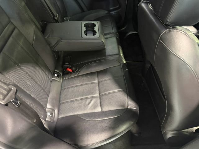Used 2020 Land Rover Range Rover Evoque S AWD/4WD image 32